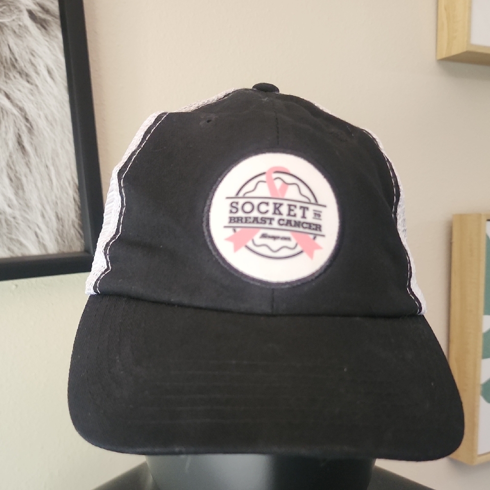 NWOT Snap-On Socket To Breast Cancer Trucker Hat Unisex